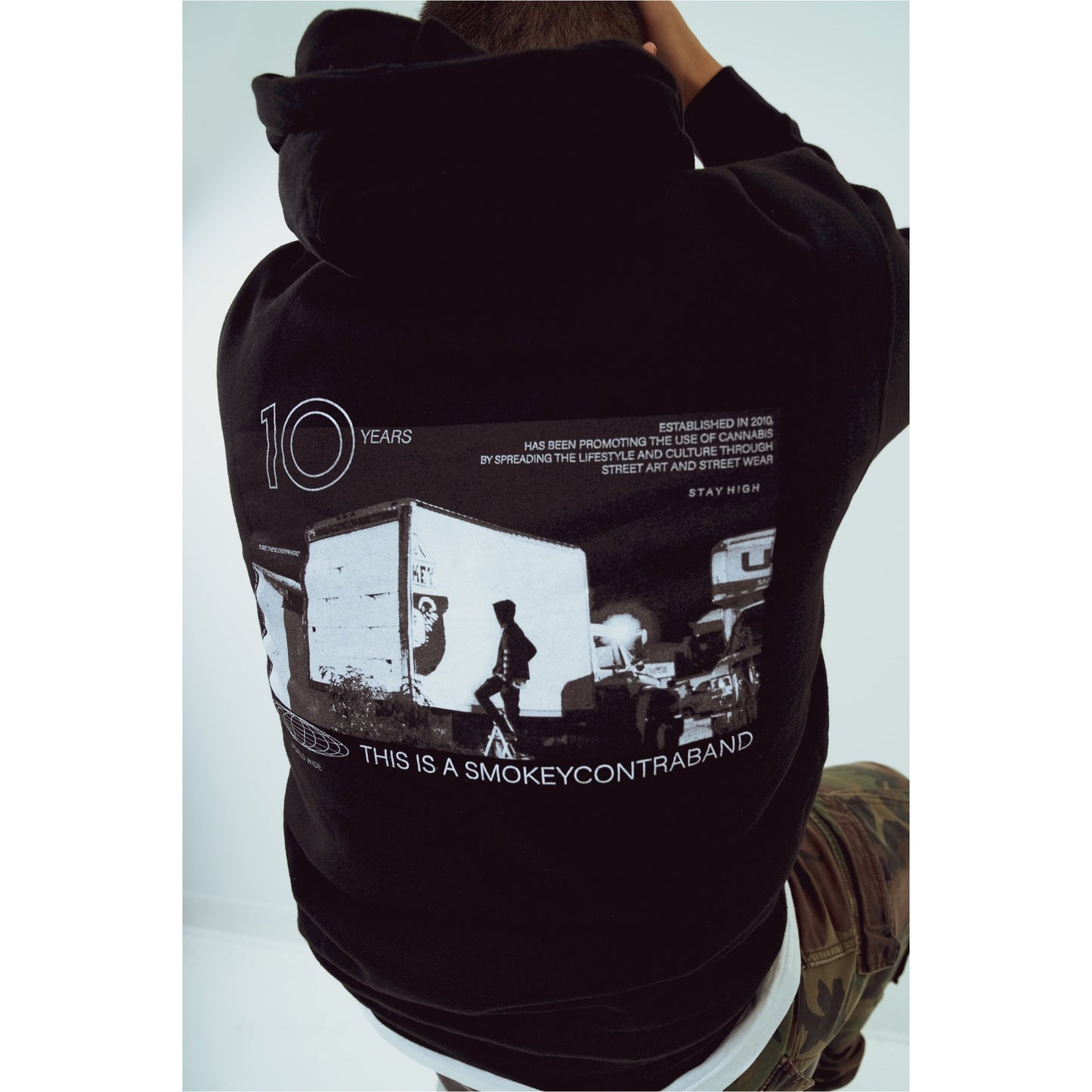 10th ANNIVERSARY HOODIE (BLACK)